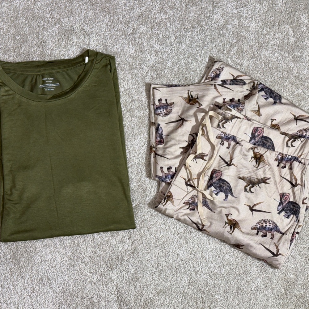 Posh Peanut Men's Short Sleeve Loungewear, Vintage Dino, XL, NWOT